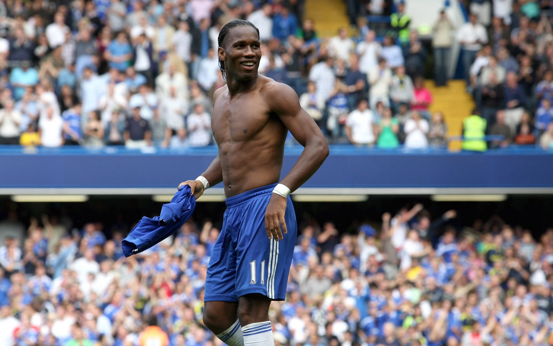 巴黎圣日耳曼继续高歌猛进,法甲领跑优势扩大